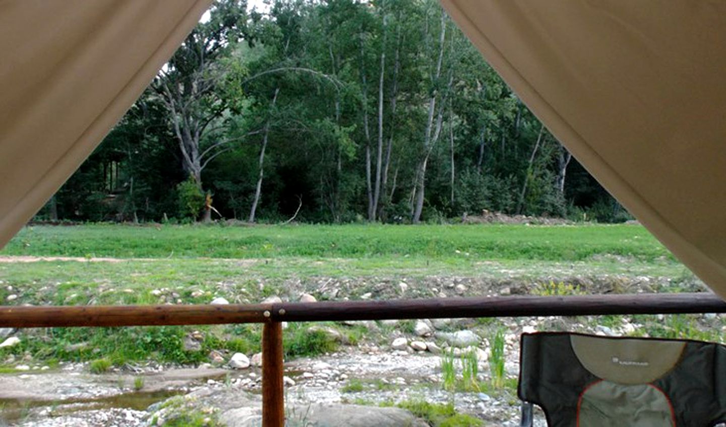 Luxury, Spacious Tent Rental in Oudtshoorn, Western Cape