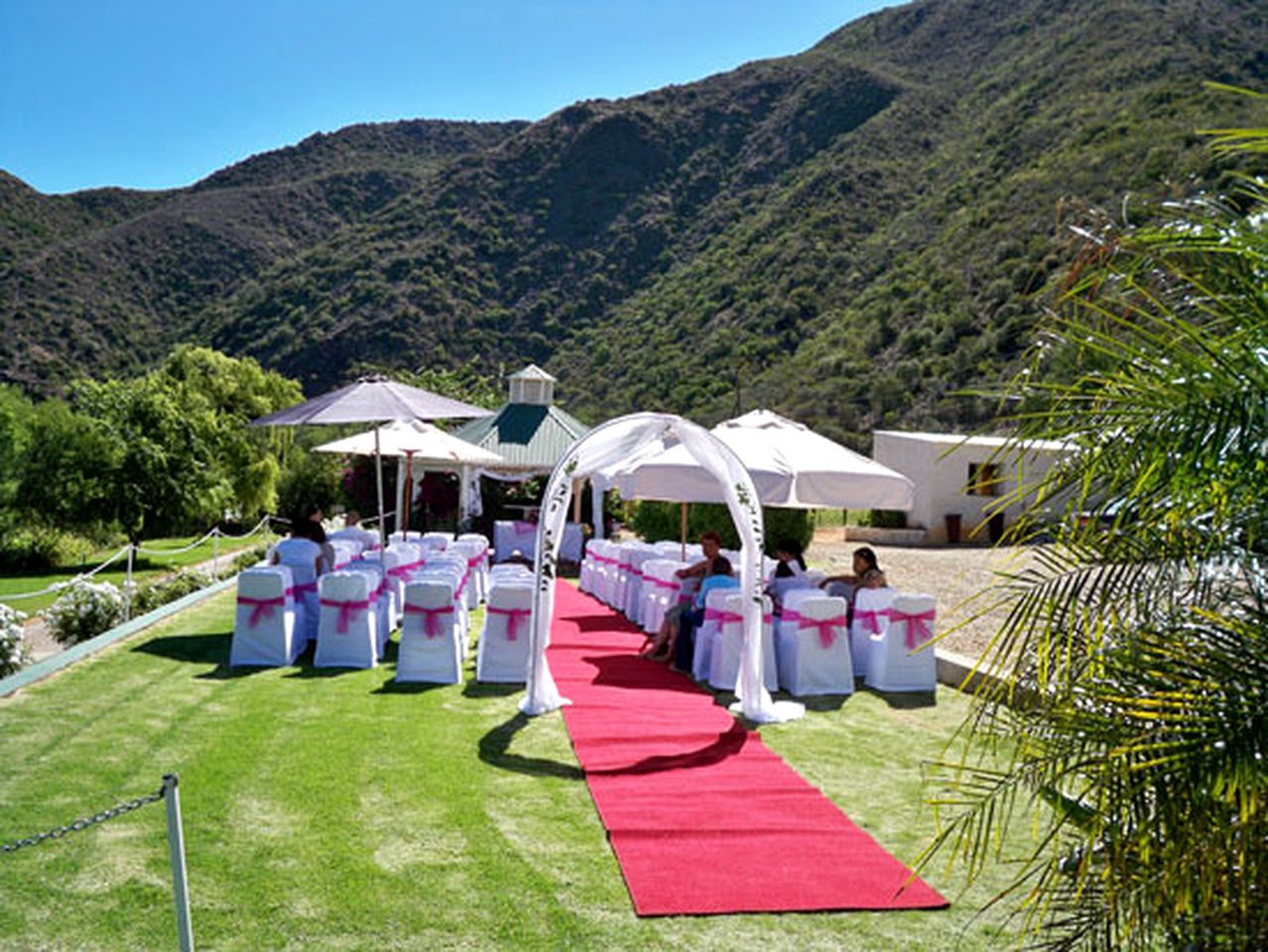 Luxury, Spacious Tent Rental in Oudtshoorn, Western Cape