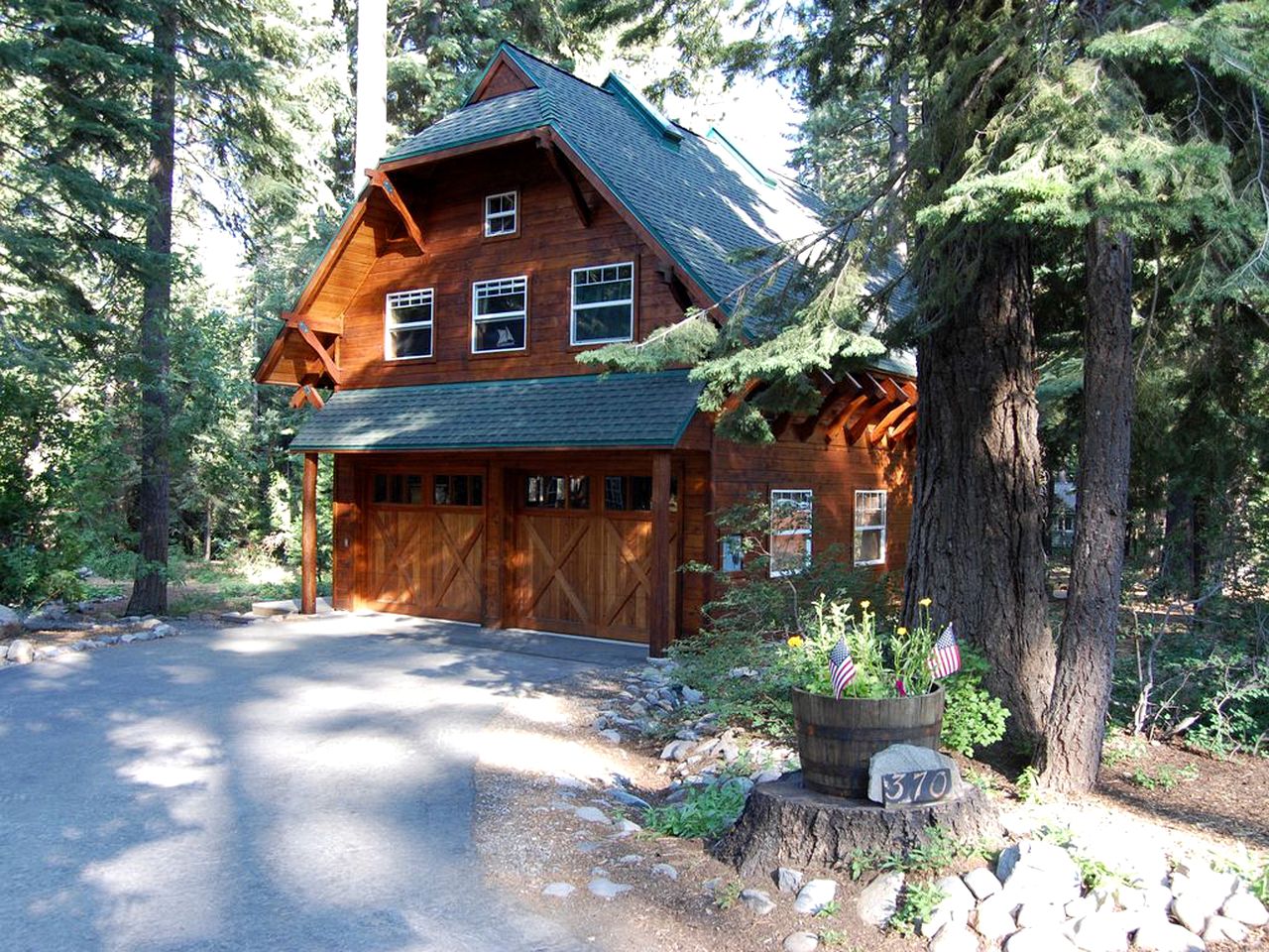 Traditional Log Cabin Rental for Couples on the West Shore of Lake Tahoe, California