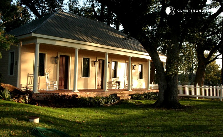 Nature Lodges (Darrow, Louisiana, United States)