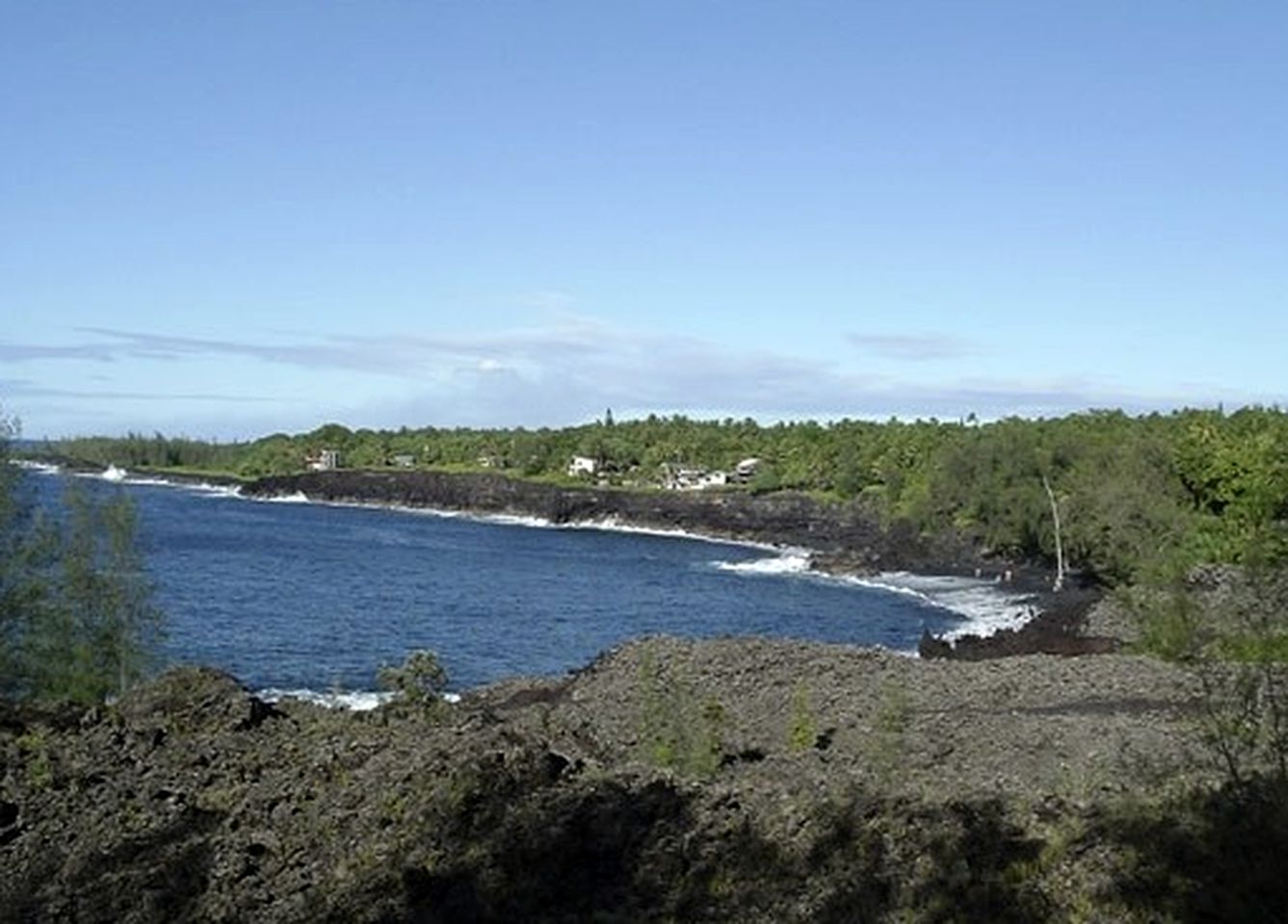 Tropical Cottage Rental near Kehena Beach in Pahoa, Hawaii