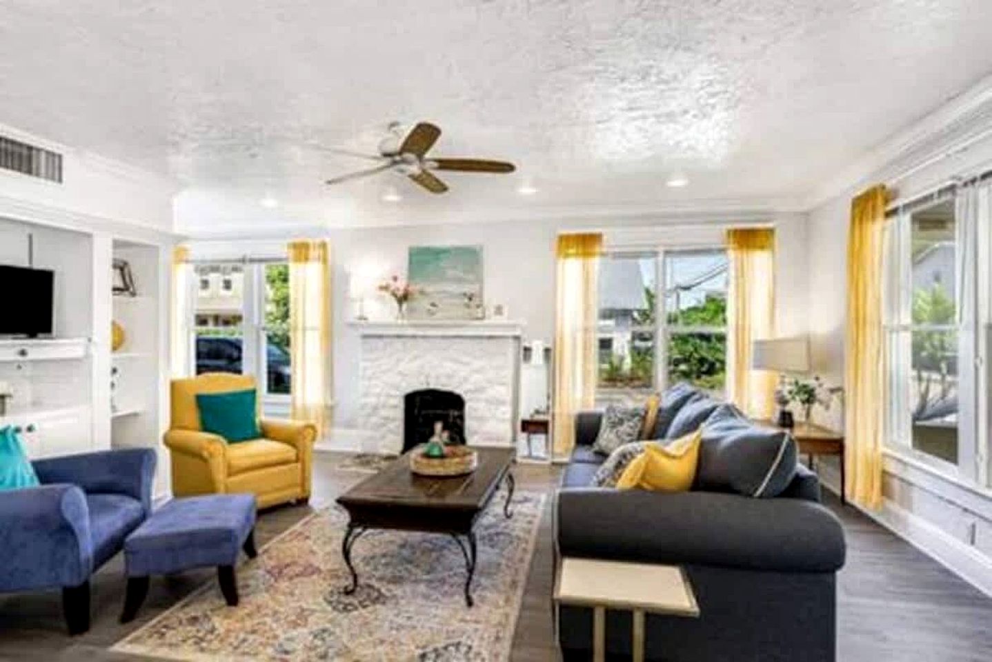 Charming Historic Home with Front Porch Near Intracoastal & Downtown West Palm Beach, Florida