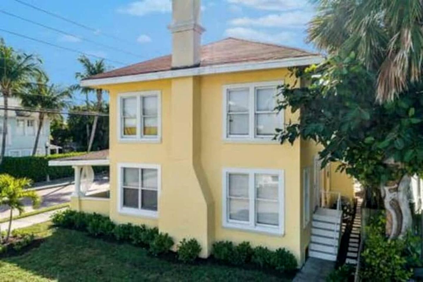 Charming Historic Home with Front Porch Near Intracoastal & Downtown West Palm Beach, Florida