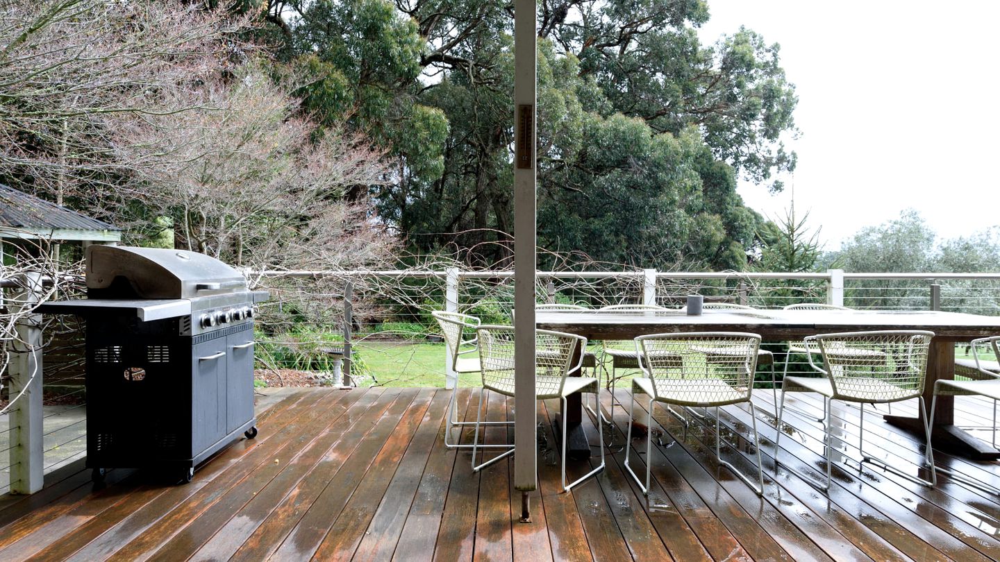 Secluded Villa with Barbecue, Fireplace and Lake Access in Musk, Victoria