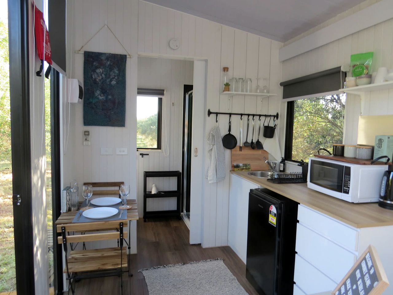 Wonderful Off-Grid Tiny House on Working Farm in Lake Boga, Australia