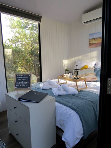 Vacation Rentals (Australia, --, --)