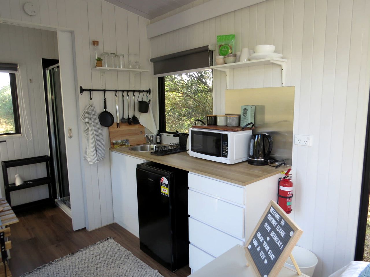 Wonderful Off-Grid Tiny House on Working Farm in Lake Boga, Australia