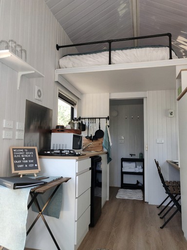 Vacation Rentals (Australia, Lake Boga, Victoria)