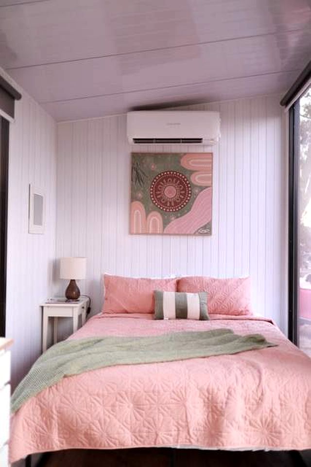 Eco-Friendly Tiny House in an Olive Grove on a Sustainable Organic Olive Farm for a Peaceful Outdoor Experience in Taggerty, Victoria