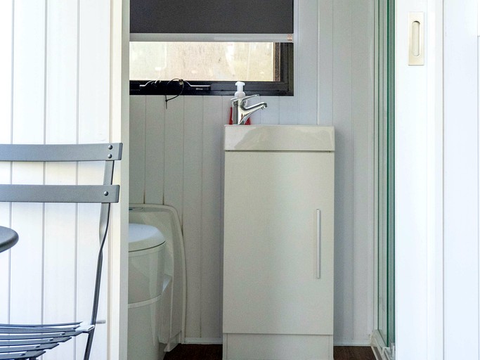 Tiny Houses (Australia, Samford Valley, Queensland)