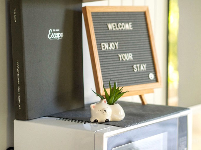 Tiny Houses (Australia, Samford Valley, Queensland)