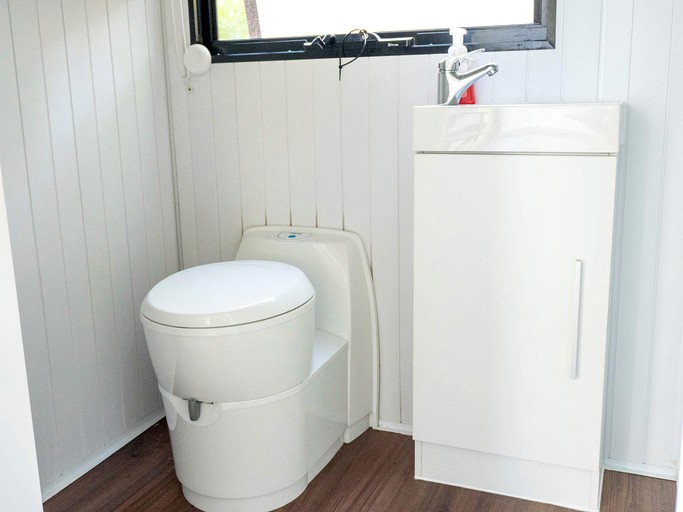 Tiny Houses (Australia, Samford Valley, Queensland)