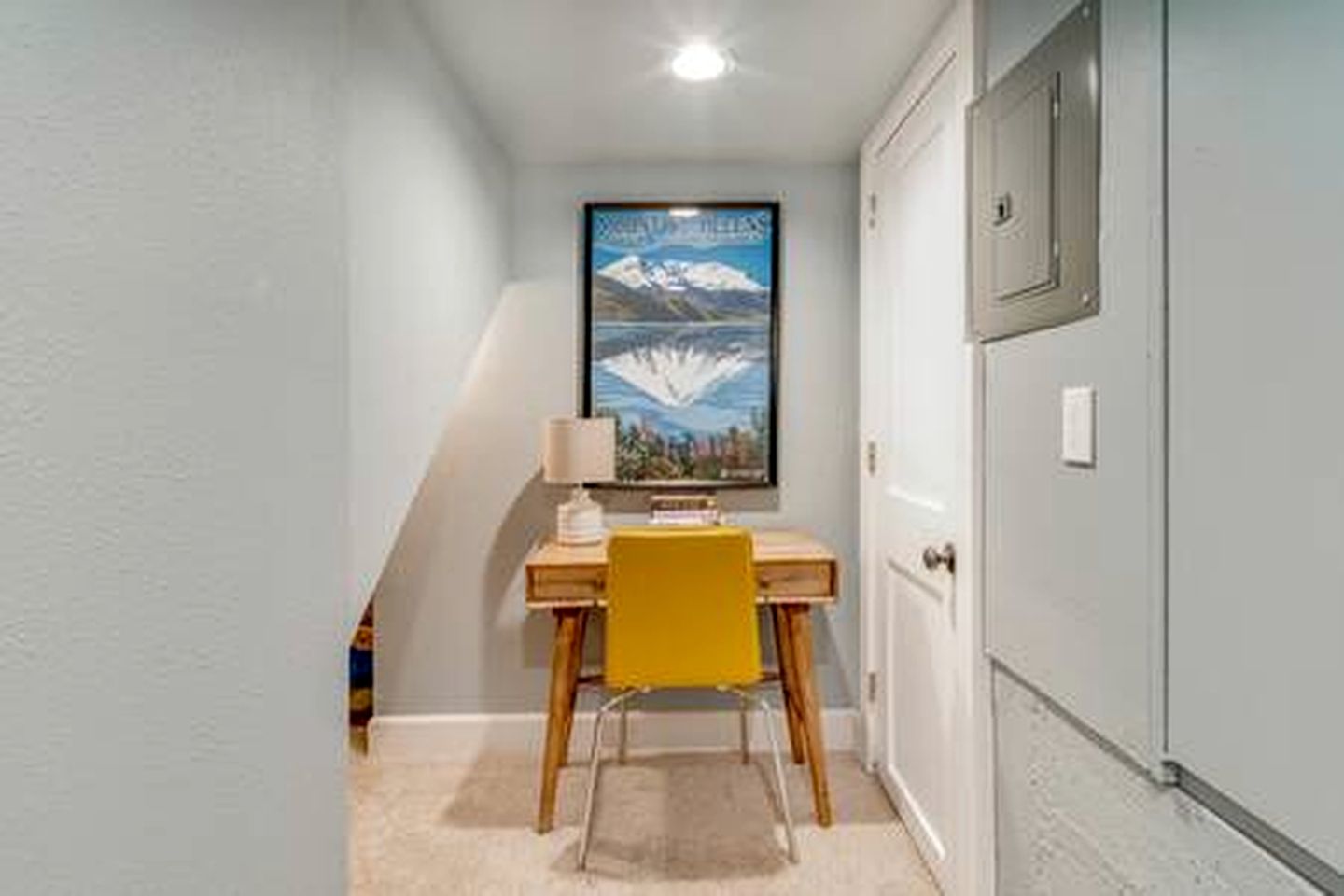 Peaceful Stylish Coastal Retreat with Private Entrance & Fenced Patio near Port Angeles Fine Arts Center, Port Angeles, WA