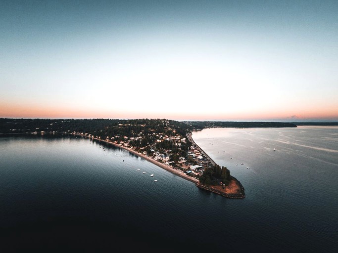 Cottages (Burien, Washington, United States)