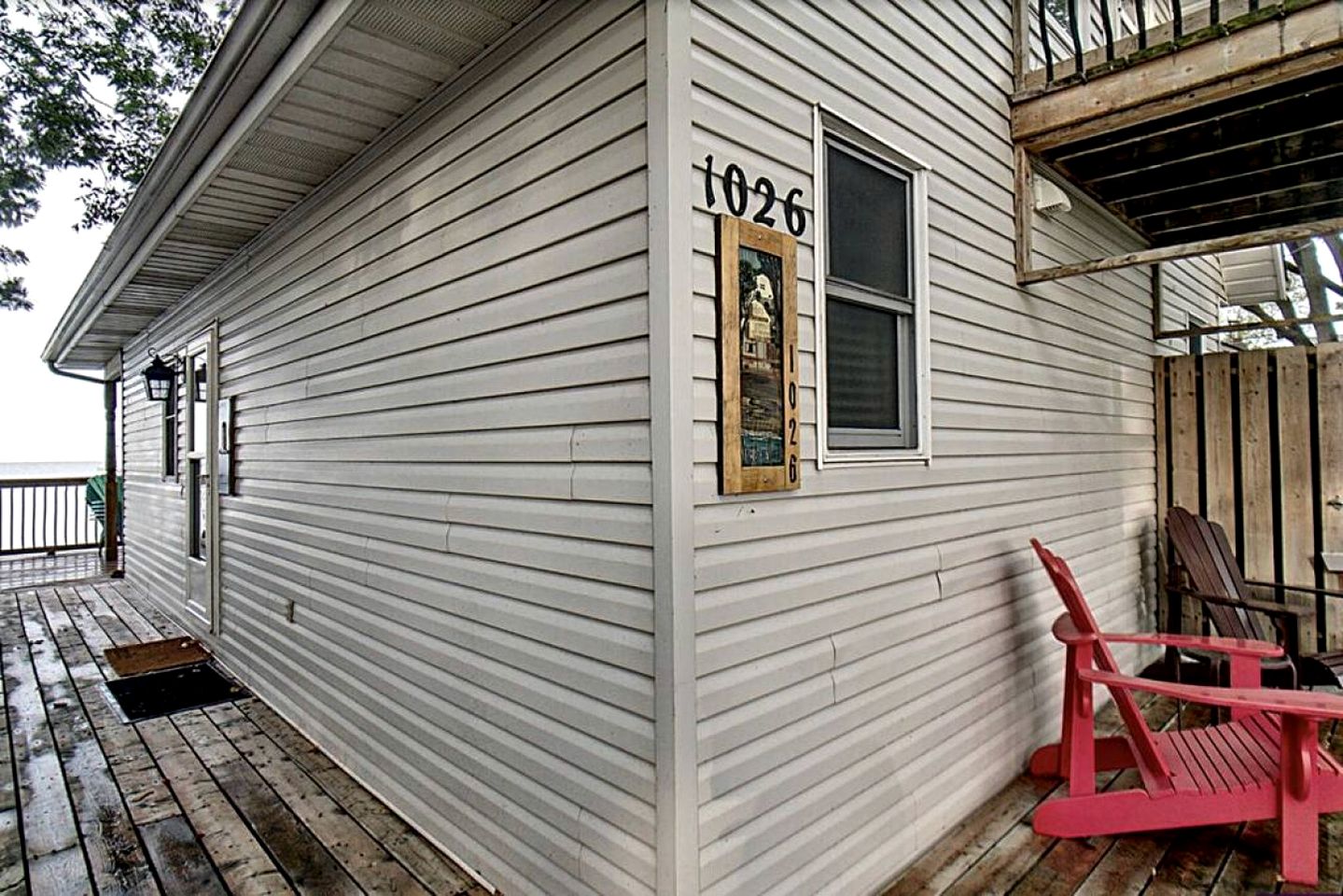 Beachfront Cottage with Stunning Sights in Leamington, Ontario