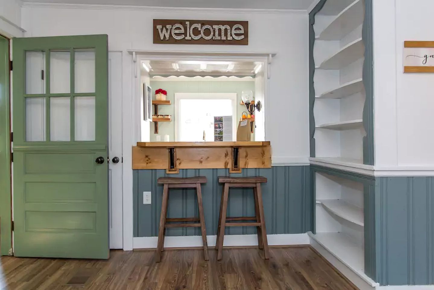 Spacious Cottage Getaway with Hot Tub near the Shenandoah River, Virginia