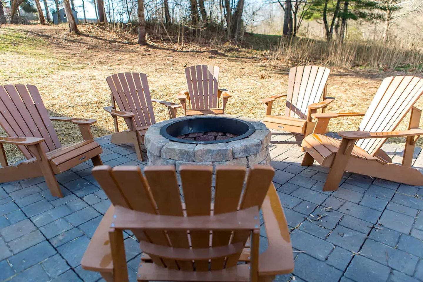 Spacious Cottage Getaway with Hot Tub near the Shenandoah River, Virginia