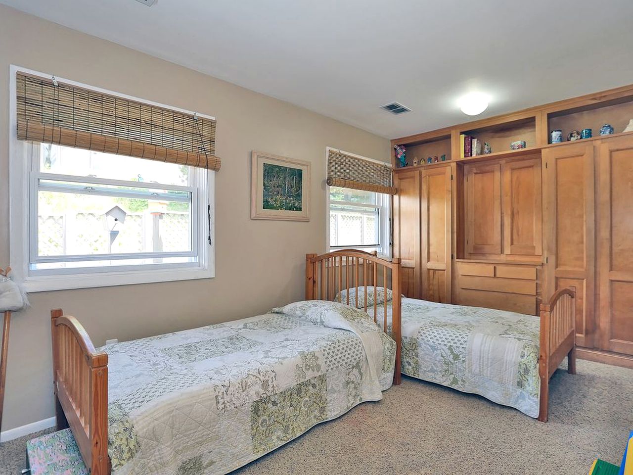 Beautiful Lakeside Cottage Rental on the Shore of Lake Michigan in Grand Haven