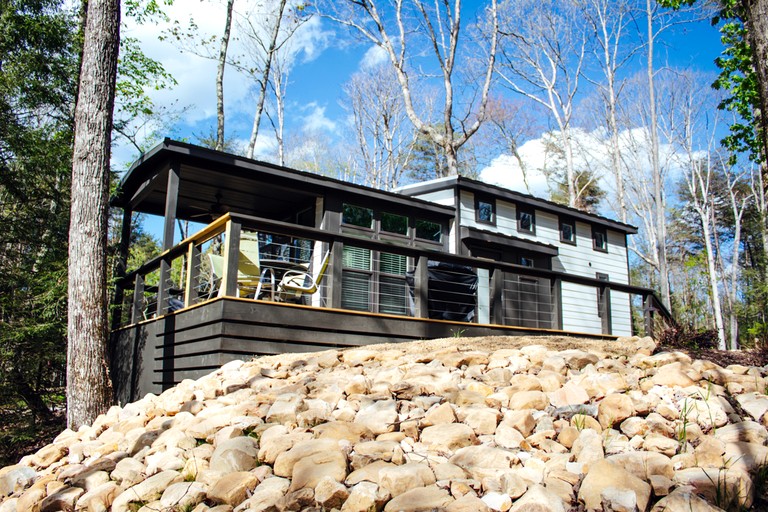 Outstanding Cottage with Stunning Sights in Monteagle, Tennessee