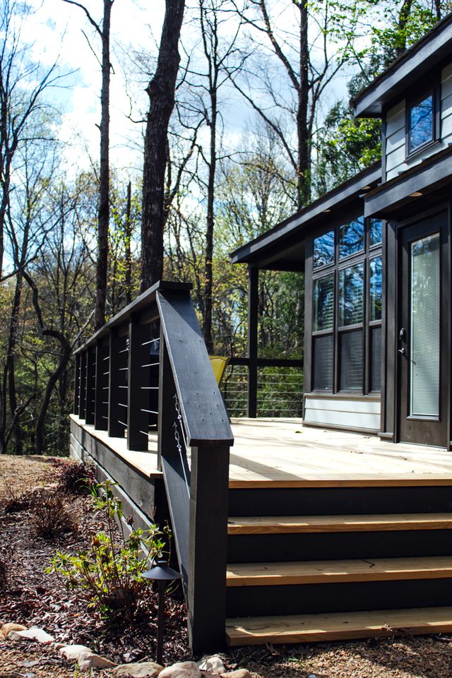 Outstanding Cottage with Stunning Sights in Monteagle, Tennessee
