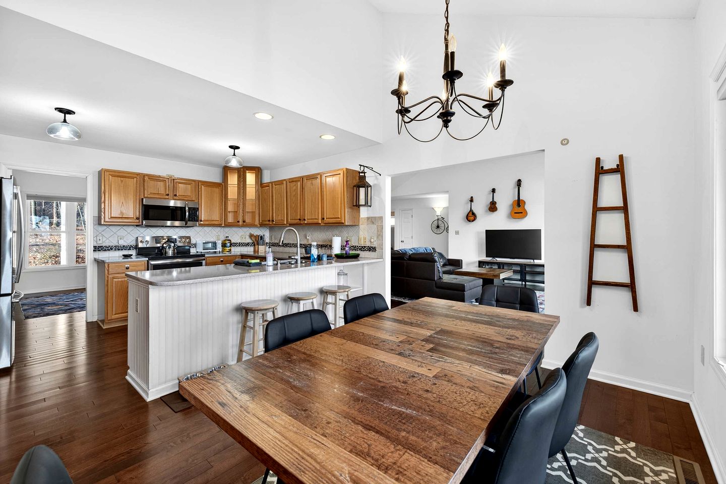 Stunning Hedgesville Mountain Home with Fire Pit & Screened Porch Near Hedgesville, WV