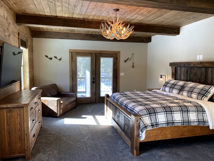 Cabins (United States of America, Duck Creek Village, Utah)