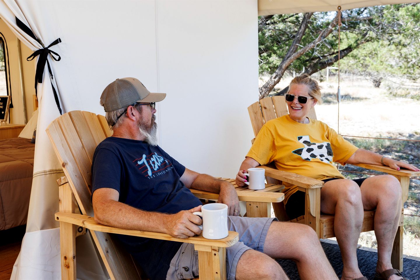 One of a Kind Converted School Bus Offers Scenic, Texan Tranquility in Purdon Groves