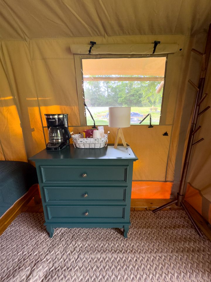 Family-Friendly Safari Tent with Marina Access Near Lake Livingston in Point Blank, Texas