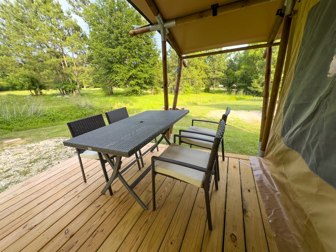 Safari Tents (United States of America, Onalaska, Texas)