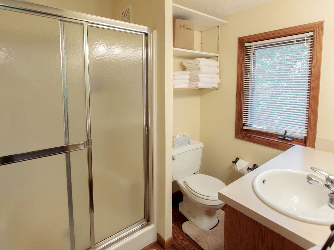 Lakefront Luxury Cabin with Private Beach near Bemidji, Minnesota