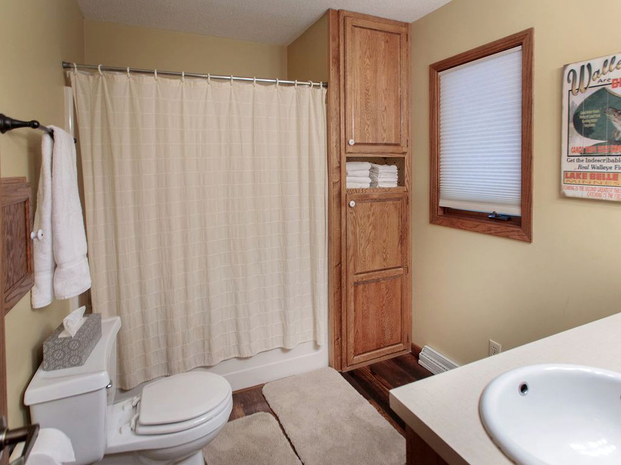 Lakefront Luxury Cabin with Private Beach near Bemidji, Minnesota