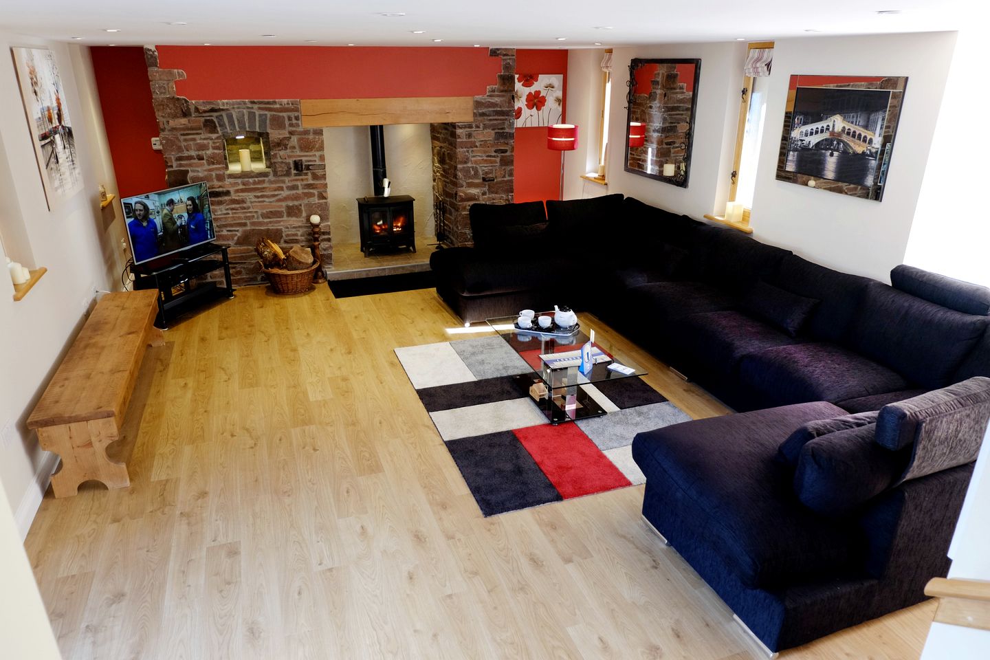 Incredible Spacious Multi-Unit Rental for an Unforgettable Large Group Getaway in the Countryside of Brecon, Wales