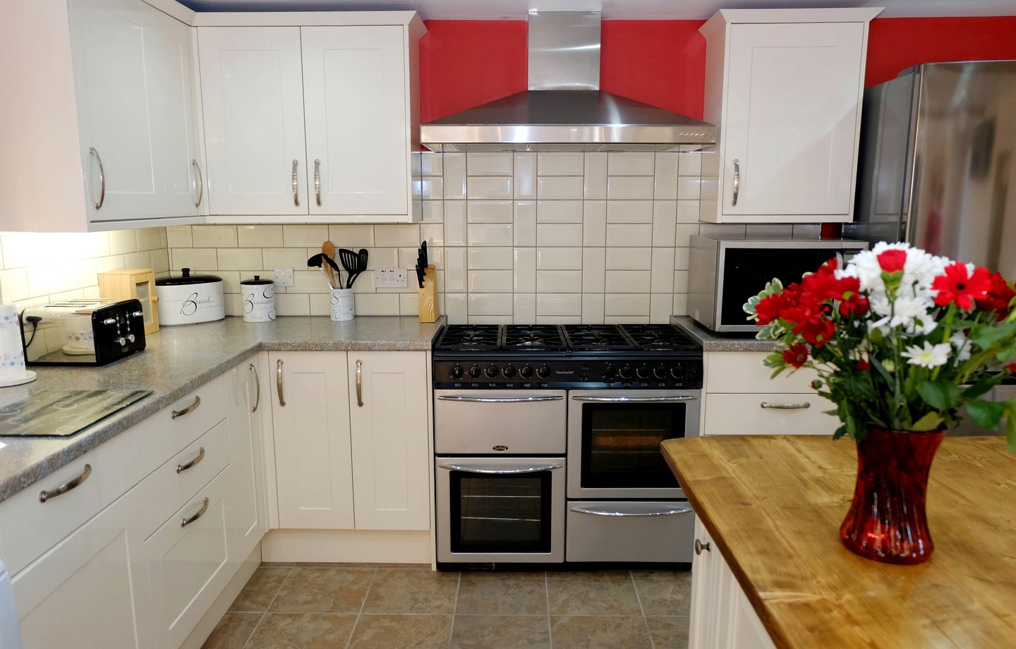 Incredible Spacious Multi-Unit Rental for an Unforgettable Large Group Getaway in the Countryside of Brecon, Wales