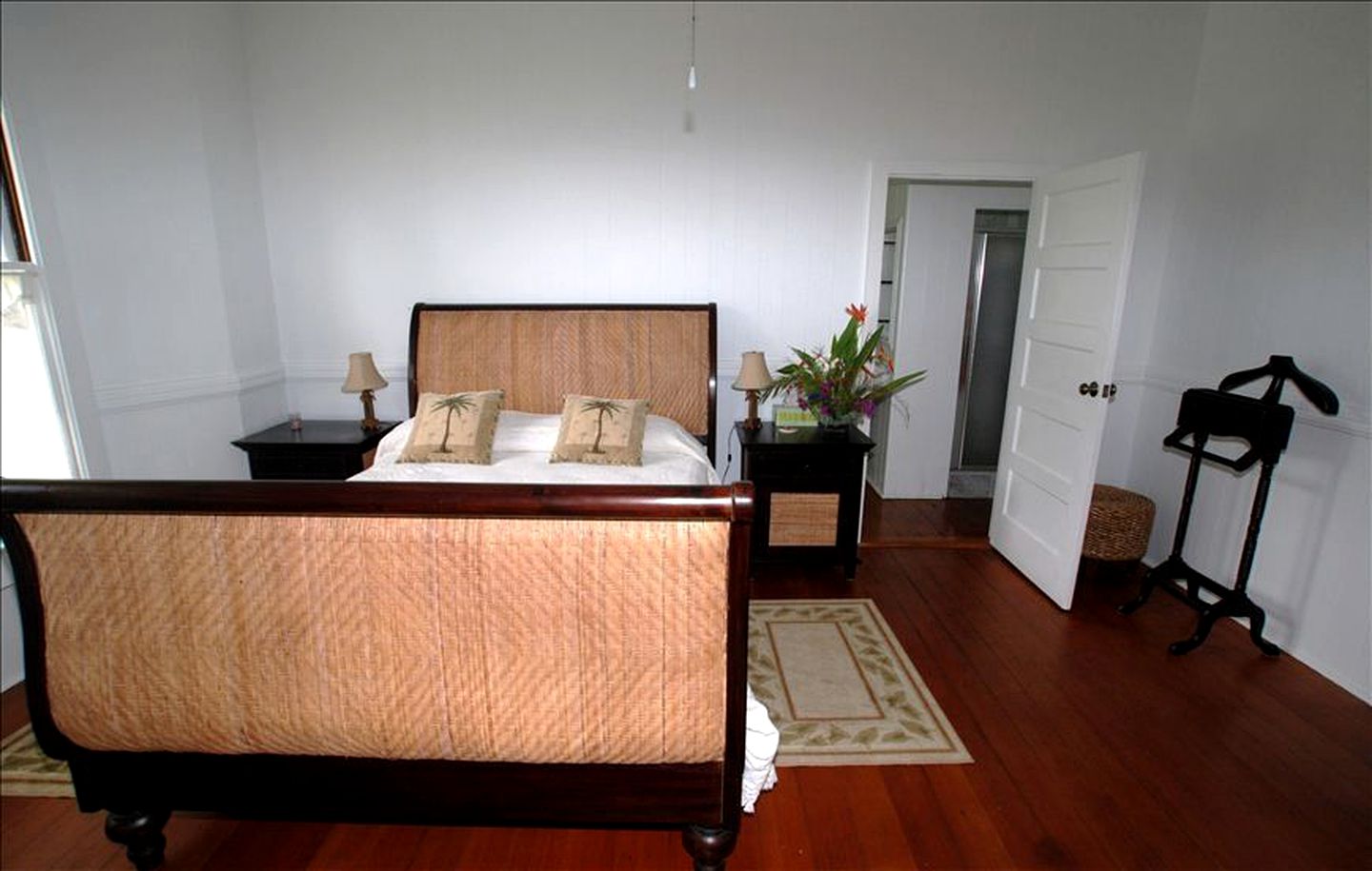 Historic Villa Rental with Amazing Tropical Gardens in Keaau, Hawaii