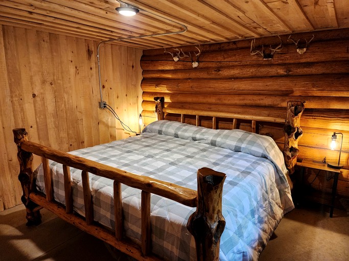 Cabins (United States of America, White Cloud, Michigan)