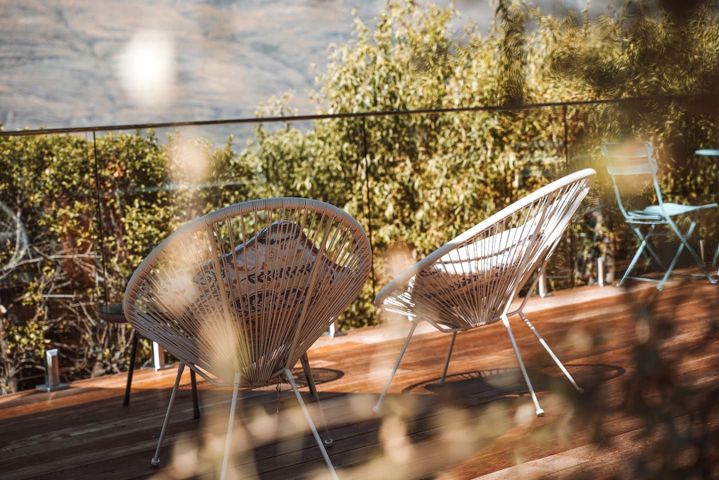 Tranquil Vacation Rental by Lake Wakatipu with Majestic Mountain Views in Queenstown, New Zealand