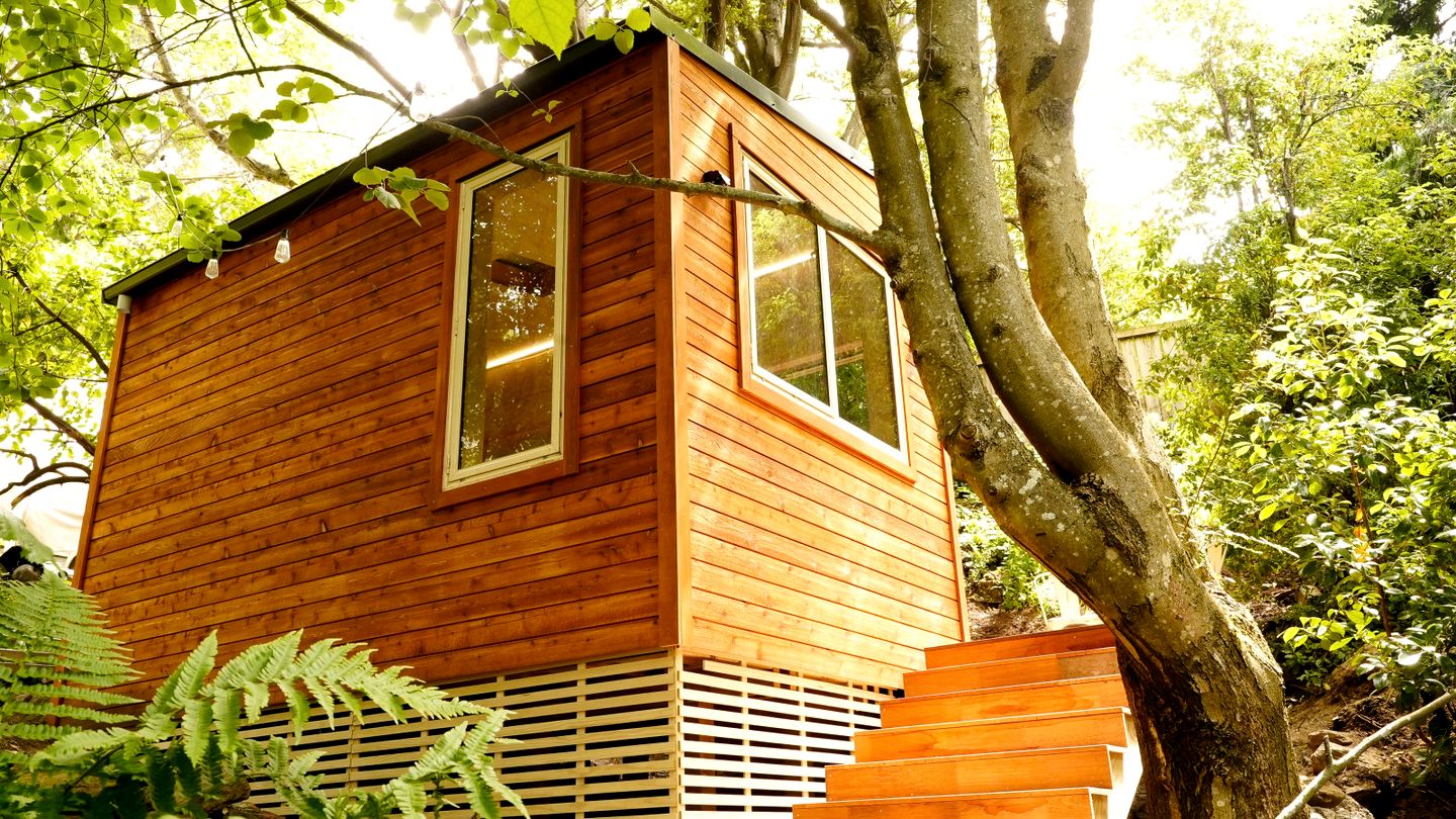 Quiet Private Cabin with Forest Spa Escape Near Bushland | Queenstown, New Zealand