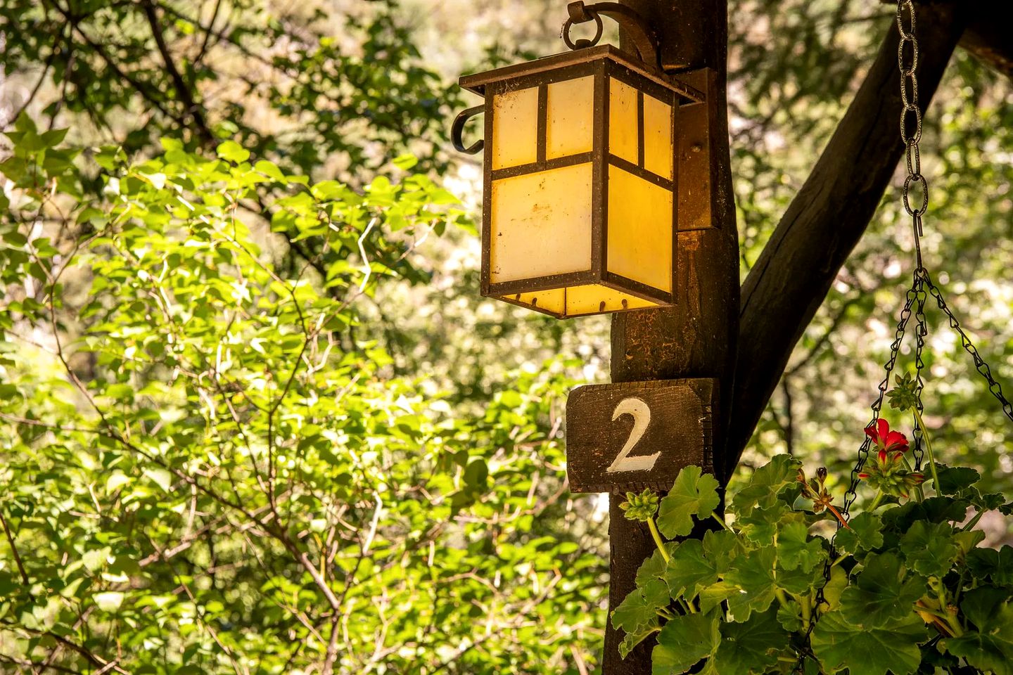 Romantic Creekside Log Cabin Rental for Two in Sedona, Arizona