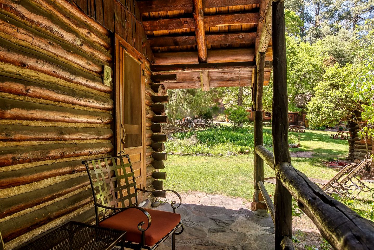 Romantic Creekside Log Cabin Rental for Two in Sedona, Arizona