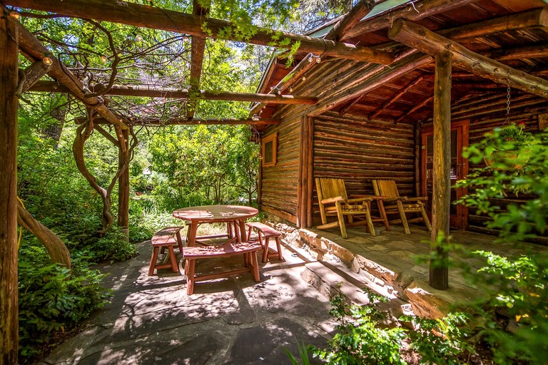 Private Cabin Rental for Group Getaway near Flagstaff, Arizona | Cabins (Sedona, Arizona, United States of America)