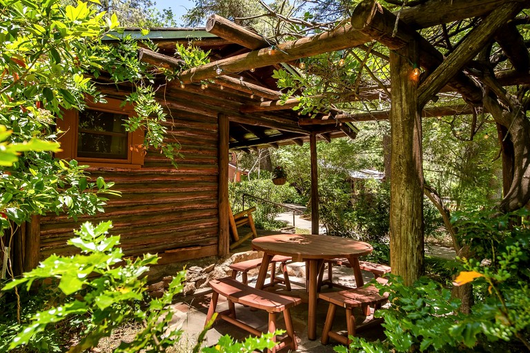 Private Cabin Rental for Group Getaway near Flagstaff, Arizona | Cabins (Sedona, Arizona, United States of America)