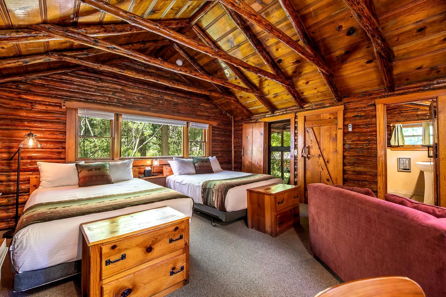 Private Cabin Rental for Group Getaway near Flagstaff, Arizona