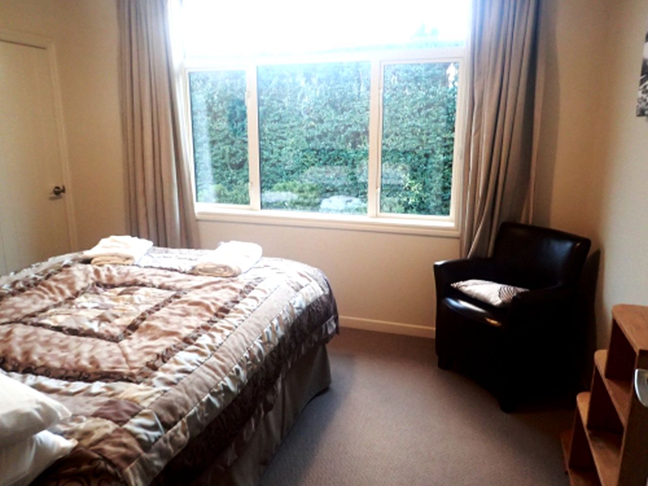 Picturesque Holiday Rental for Five near Lake Wakatipu, New Zealand