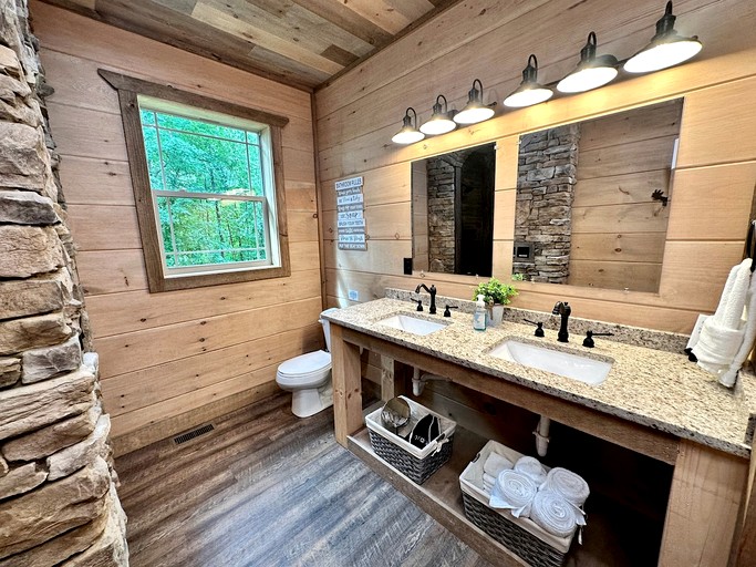 Cabins (United States of America, Gatlinburg, Tennessee)