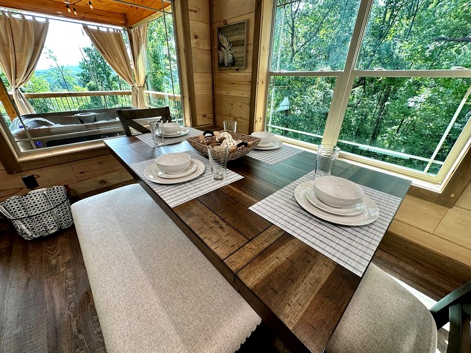 Cabins (United States of America, Gatlinburg, Tennessee)