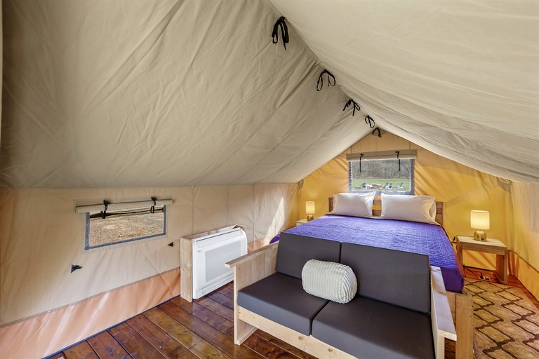 Safari Tents (United States of America, Newport, Tennessee)