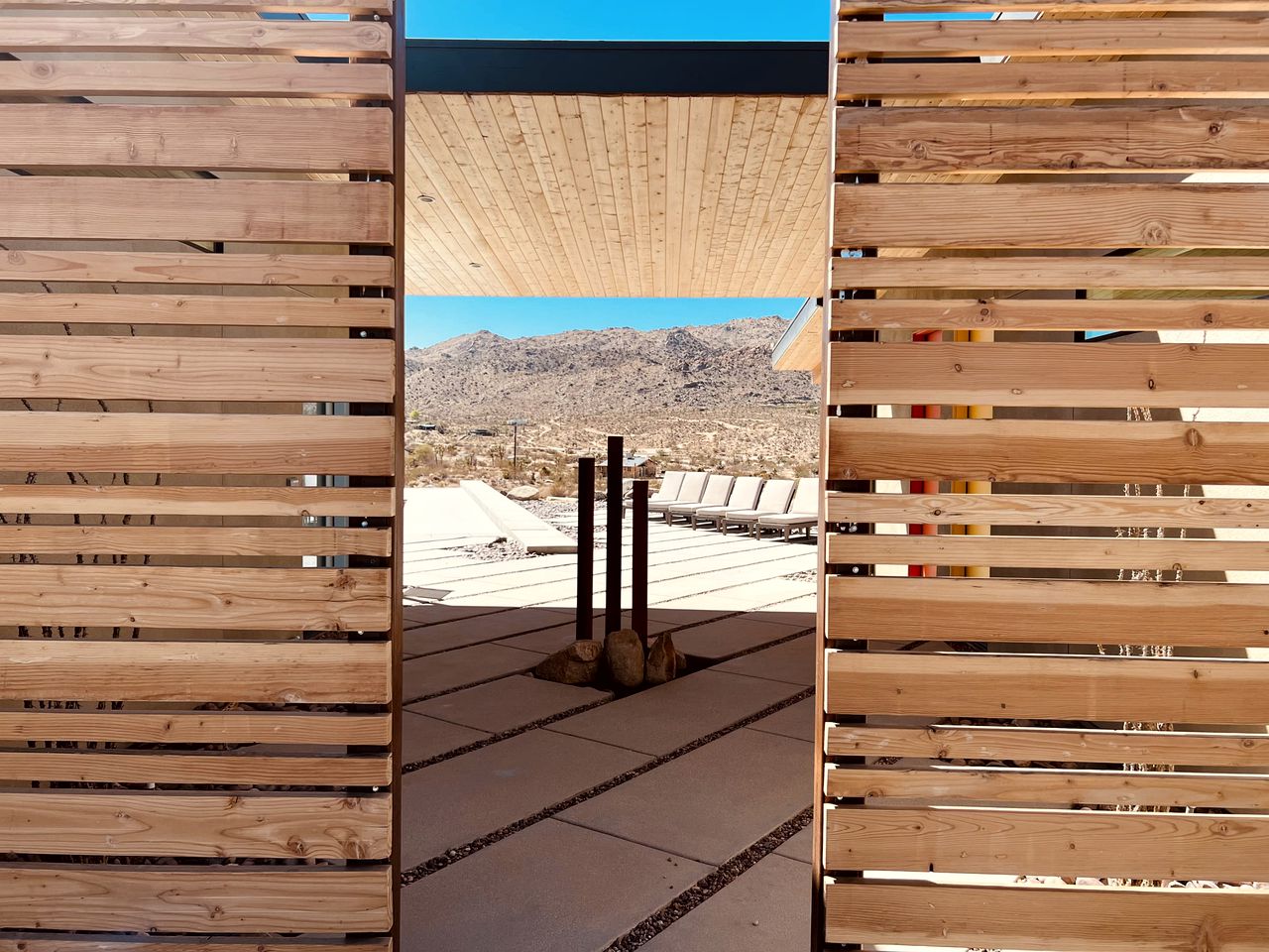 Luxury Vacation Rental with Spa Pool and Barbecue in Joshua Tree, California