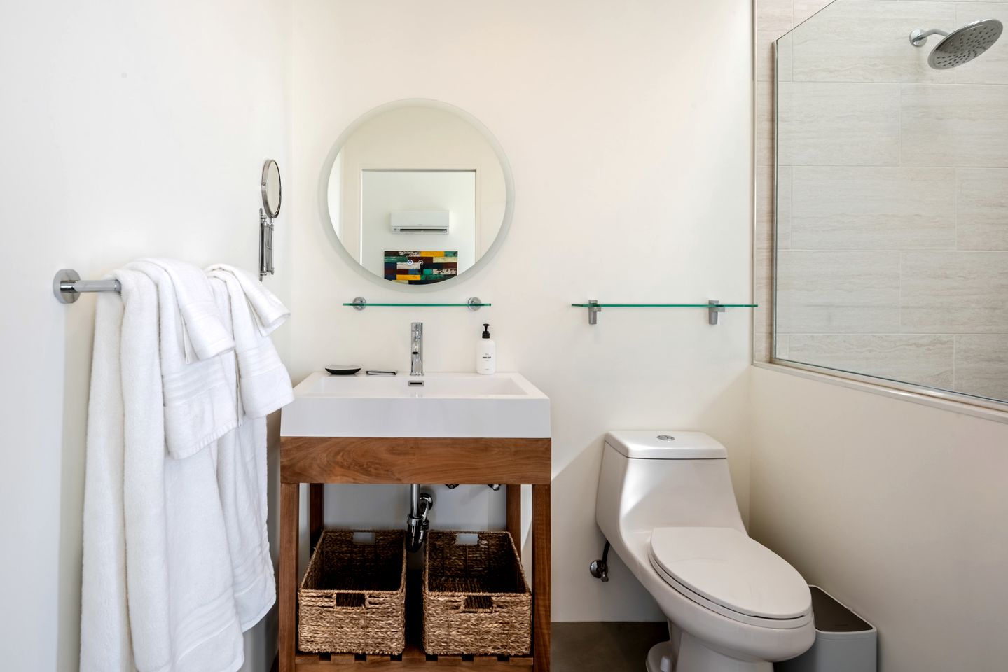 Luxury Vacation Rental with Spa Pool and Barbecue in Joshua Tree, California