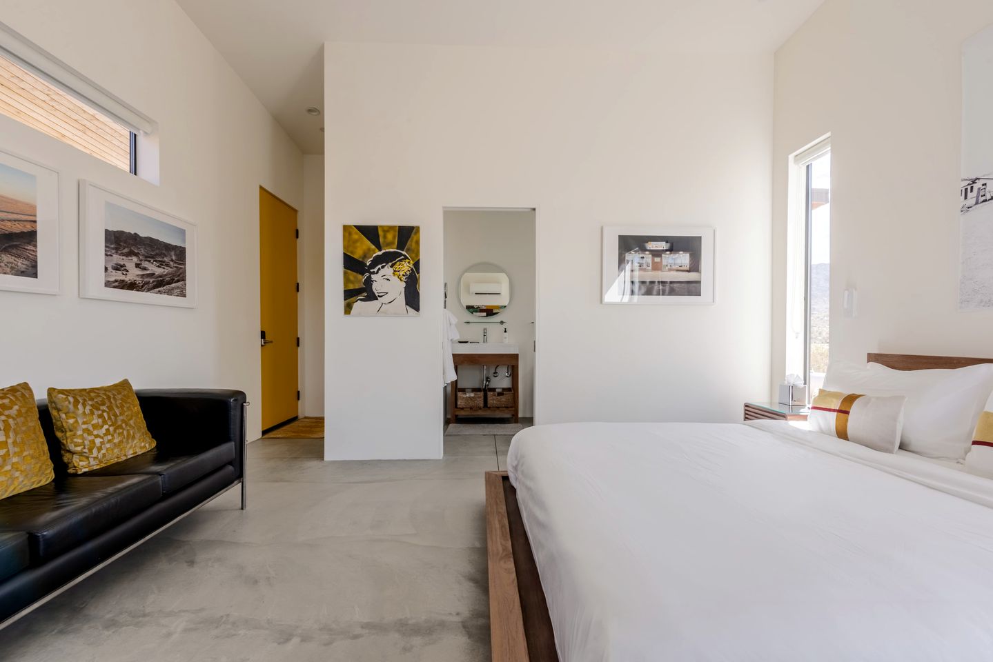 Luxury Vacation Rental with Spa Pool and Barbecue in Joshua Tree, California