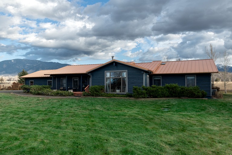 Vacation Rentals (United States of America, Ennis, Montana)